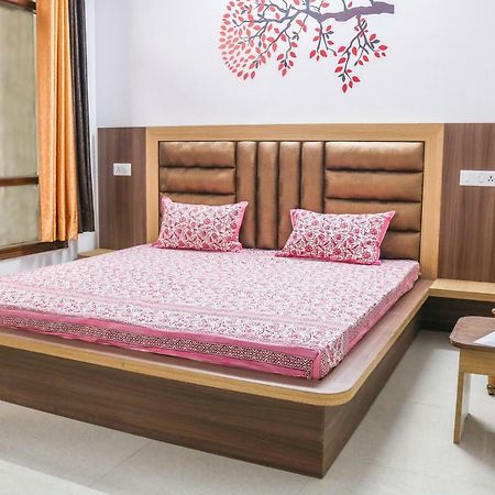 Sai Alok Homestay Shimla Exterior photo